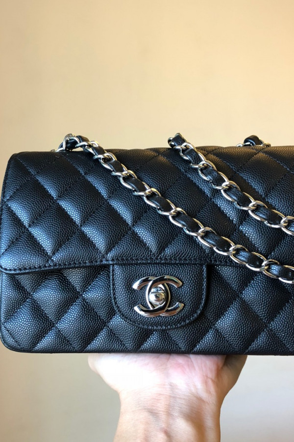 Chanel Classic Flap 20cm mini handbag! 