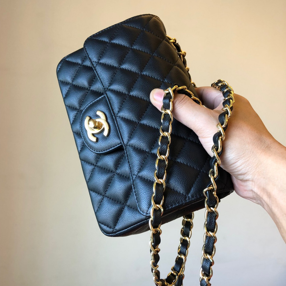 Chanel Classic Flap 20cm mini handbag! 