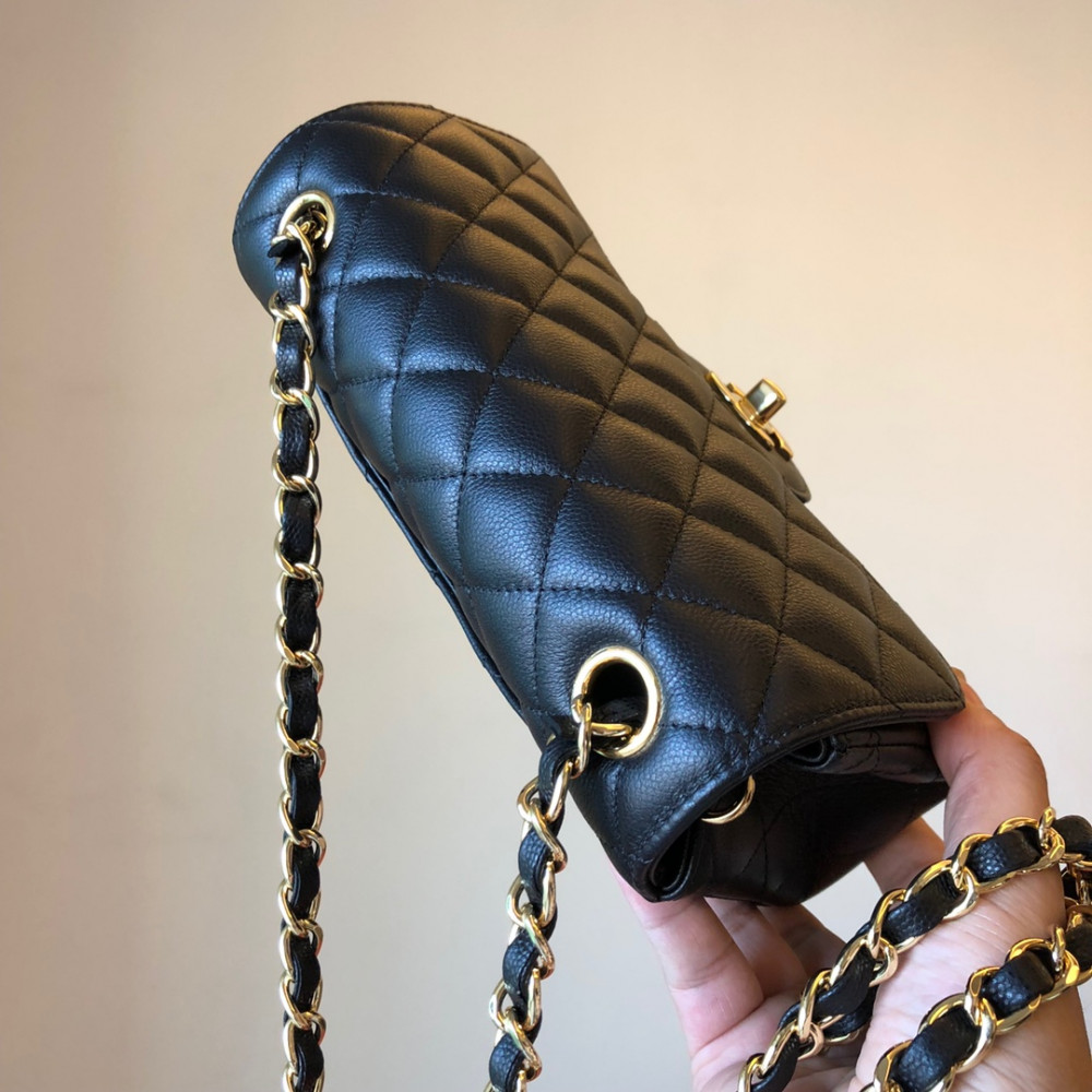 Chanel Classic Flap 20cm mini handbag! 