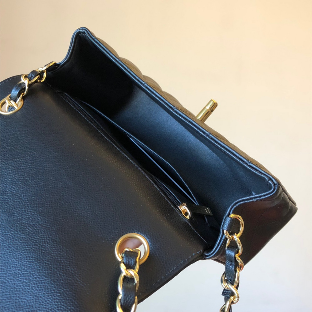 Chanel Classic Flap 20cm mini handbag! 