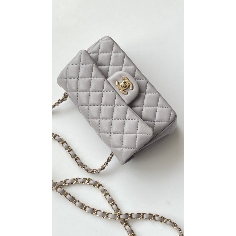 Chanel Classic Flap 20cm mini handbag! 