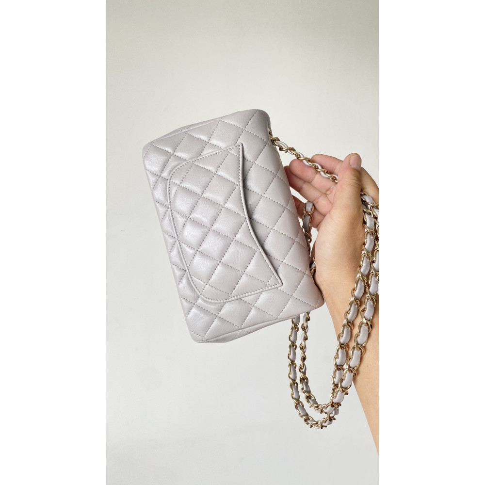 Chanel Classic Flap 20cm mini handbag! 