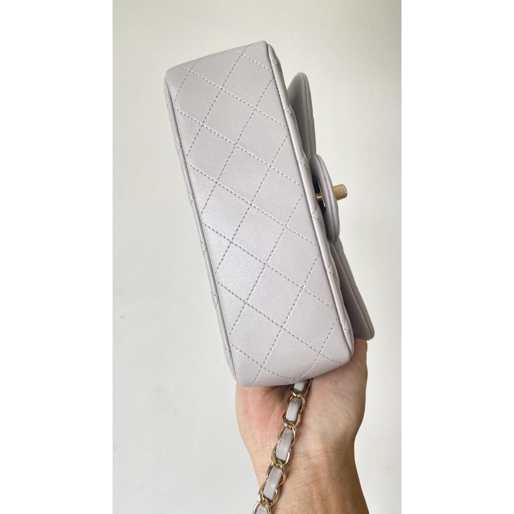 Chanel Classic Flap 20cm mini handbag! 
