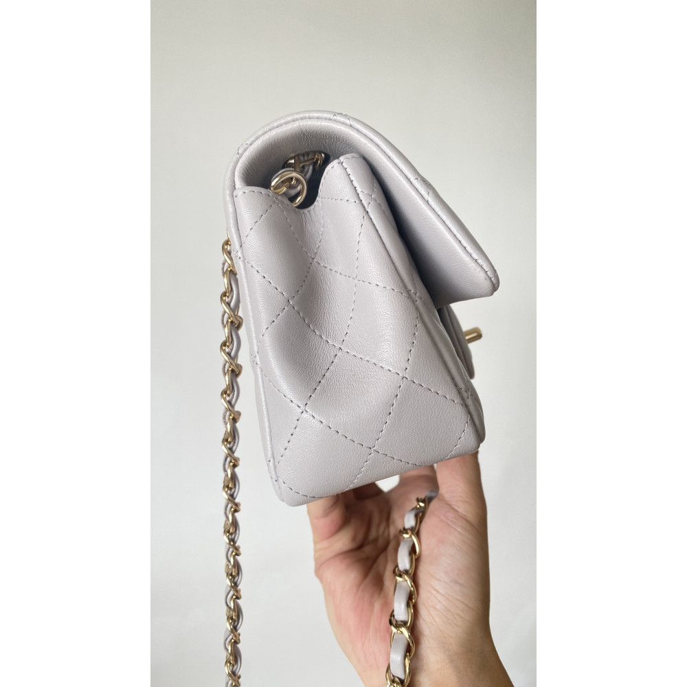 Chanel Classic Flap 20cm mini handbag! 