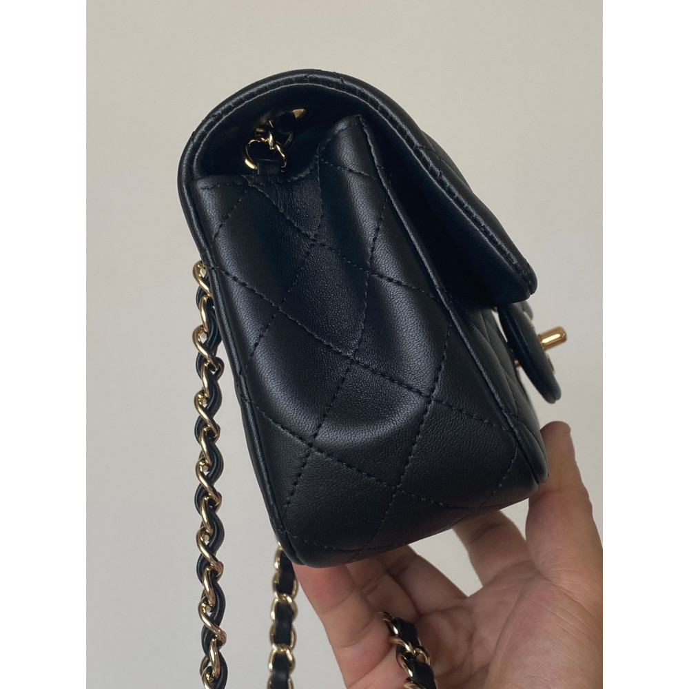 Chanel Classic Flap 20cm mini handbag! 