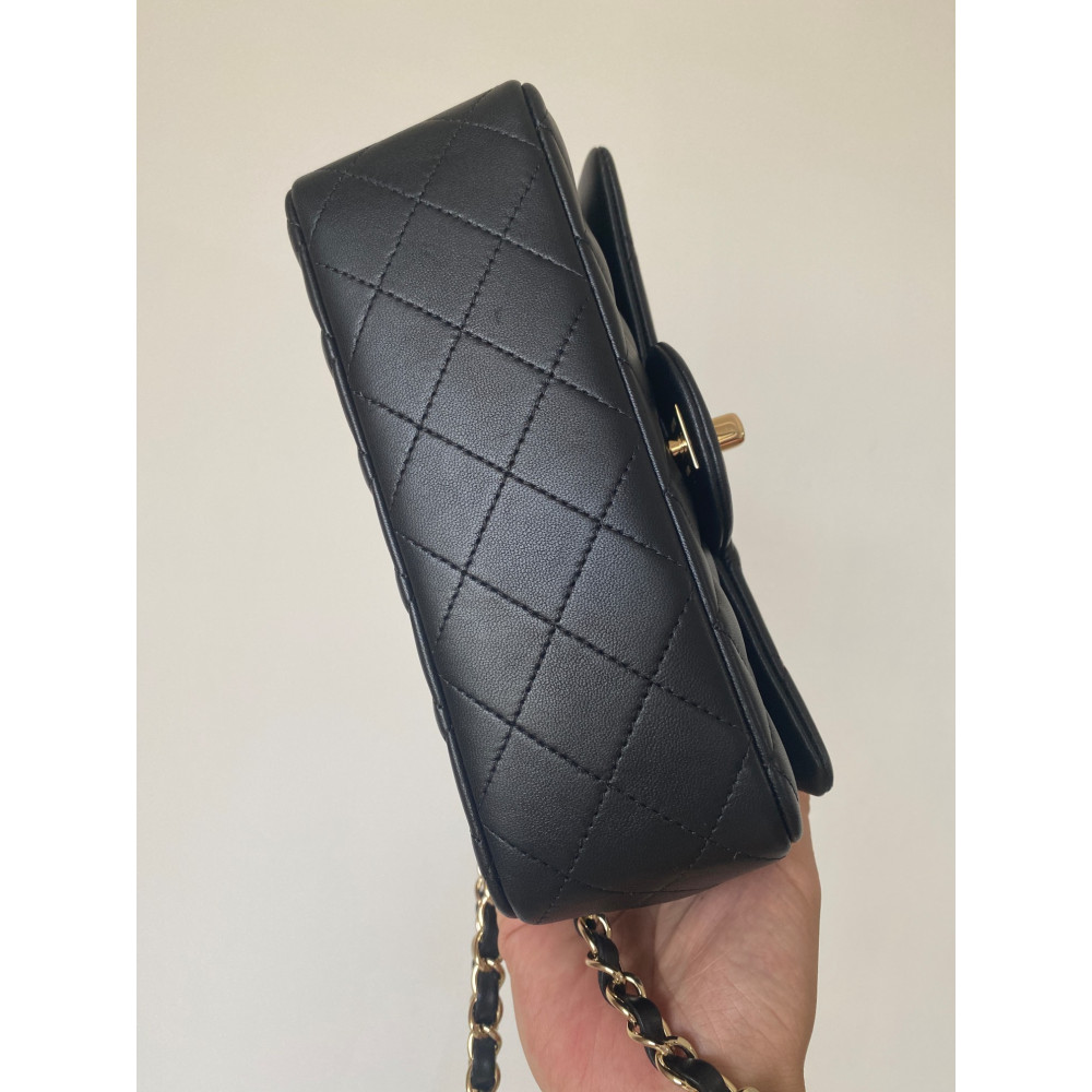 Chanel Classic Flap 20cm mini handbag! 