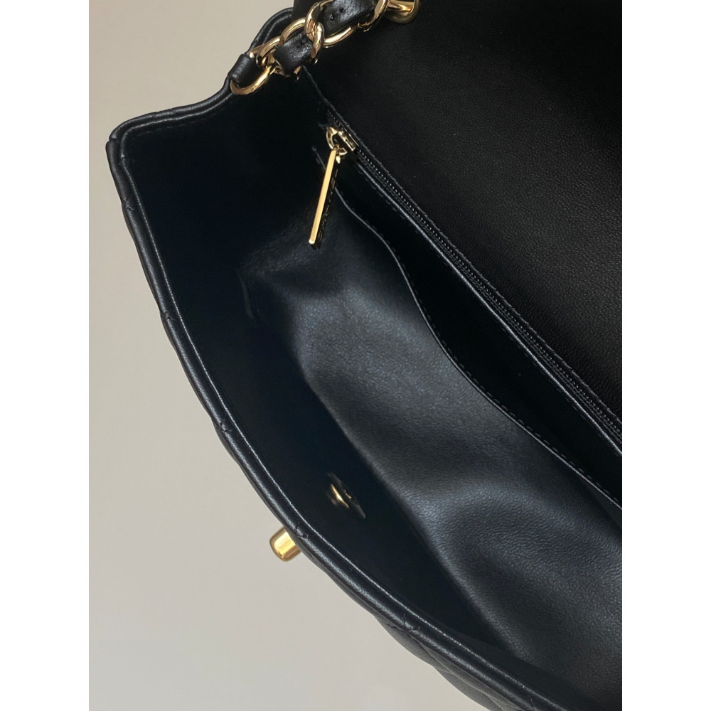 Chanel Classic Flap 20cm mini handbag! 