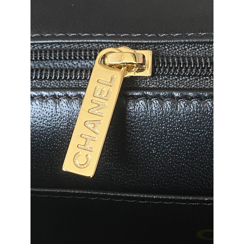 Chanel Classic Flap 20cm mini handbag! 