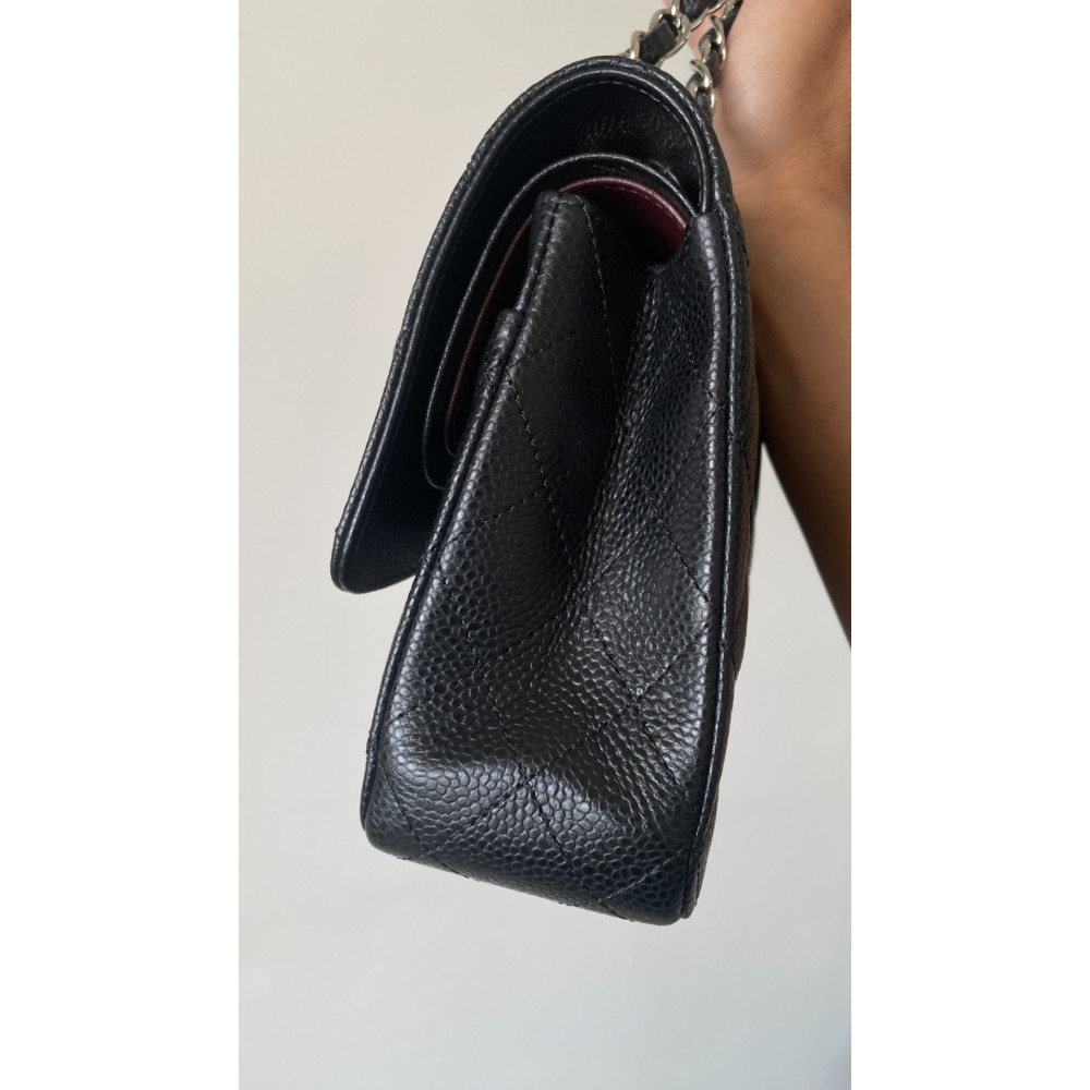 Chanel Classic Flap 25cm medium handbag!