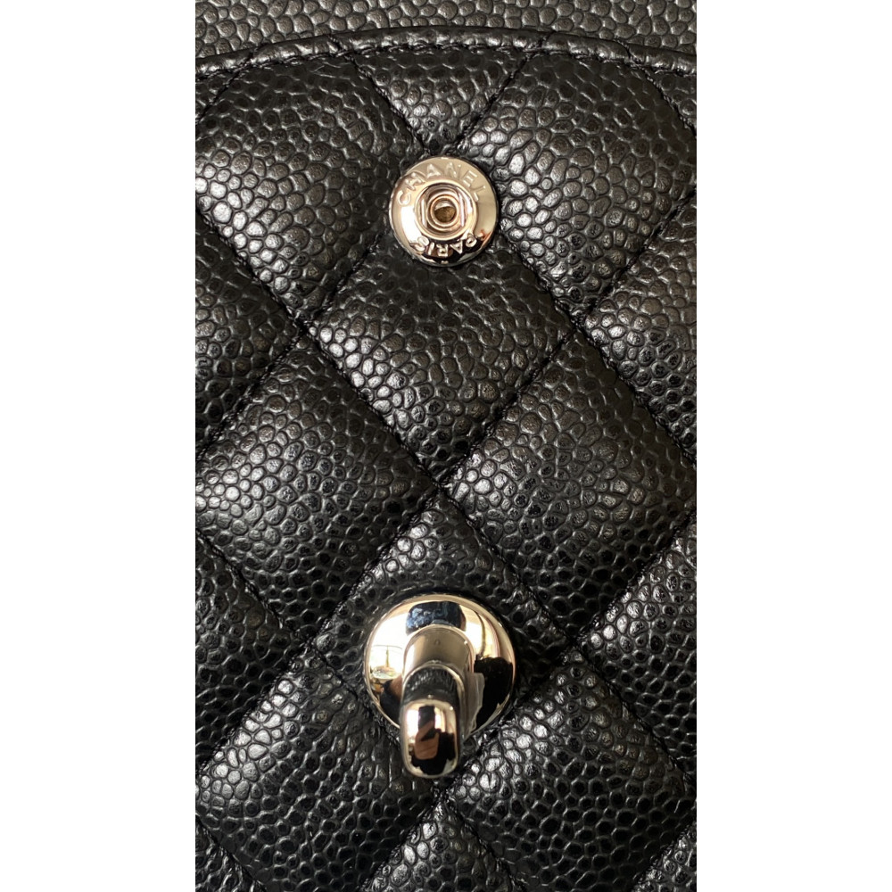 Chanel Classic Flap 25cm medium handbag!