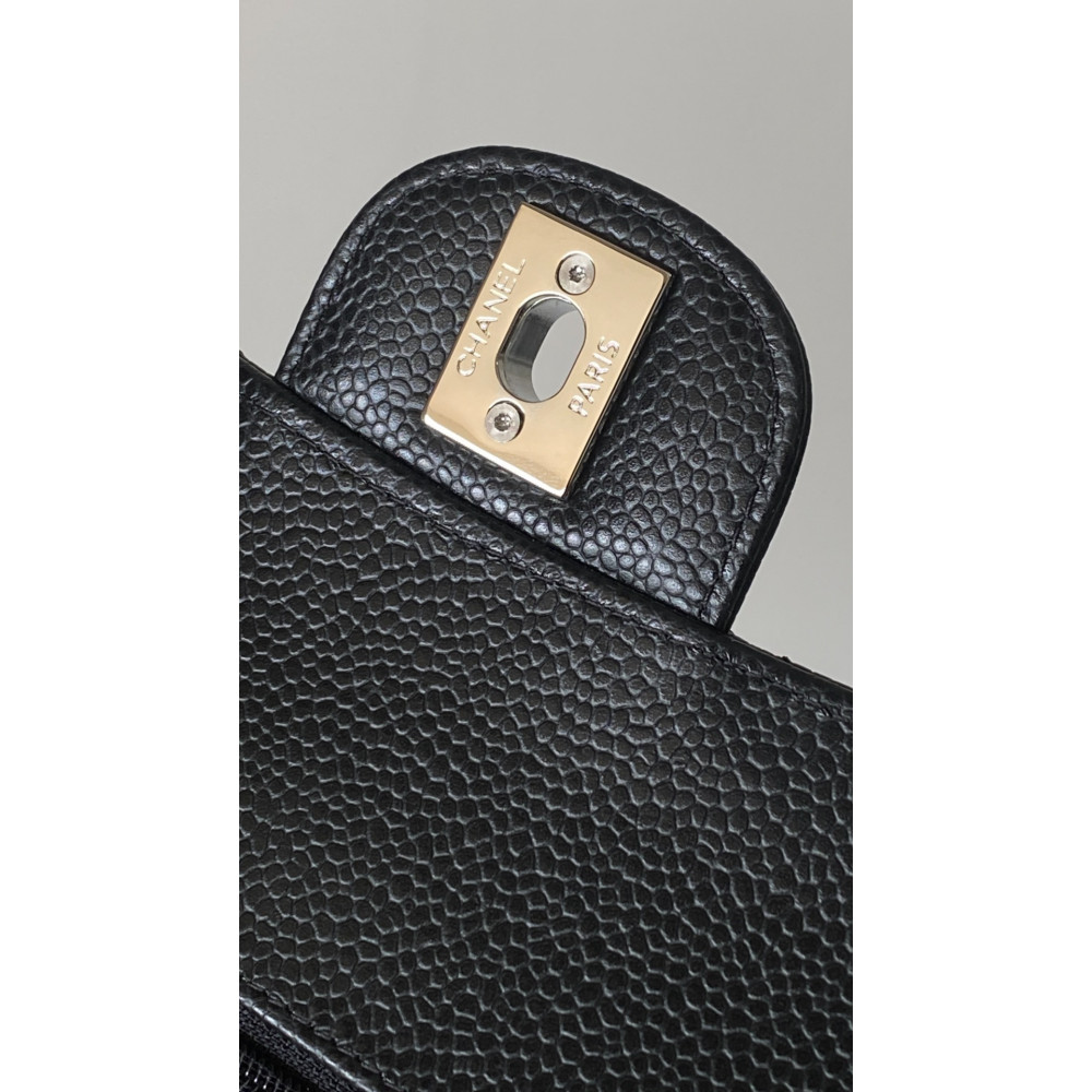 Chanel Classic Flap 25cm medium handbag!