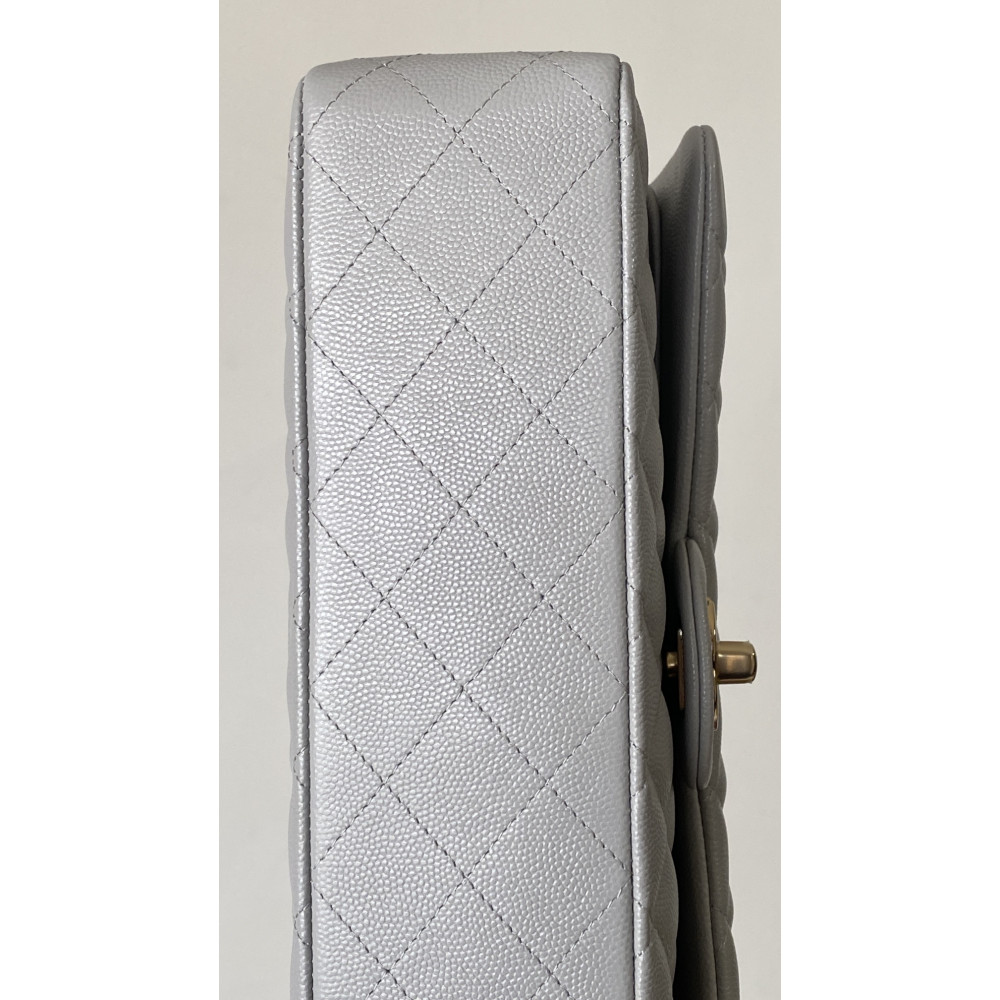 Chanel Classic Flap 25cm medium handbag!