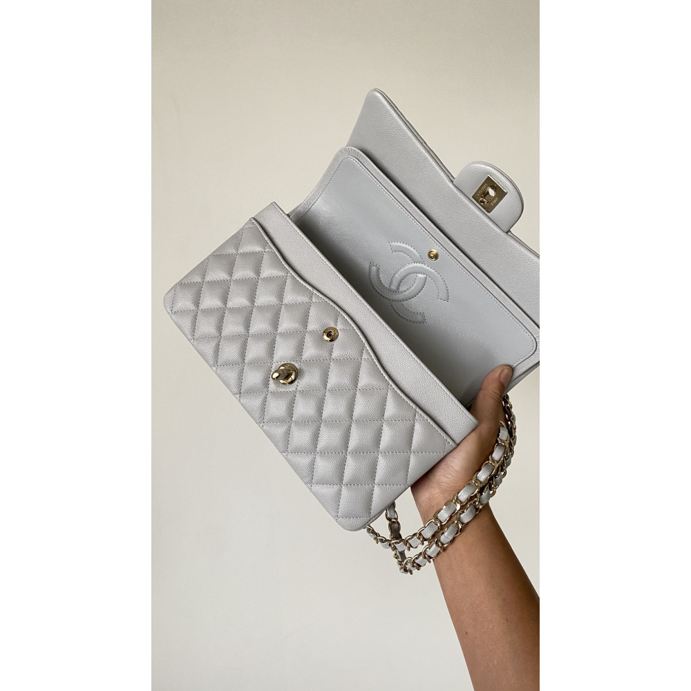 Chanel Classic Flap 25cm medium handbag!