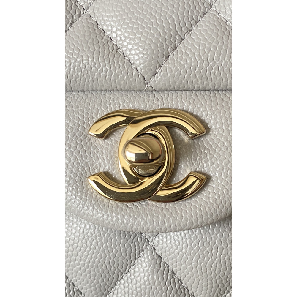 Chanel Classic Flap 25cm medium handbag!