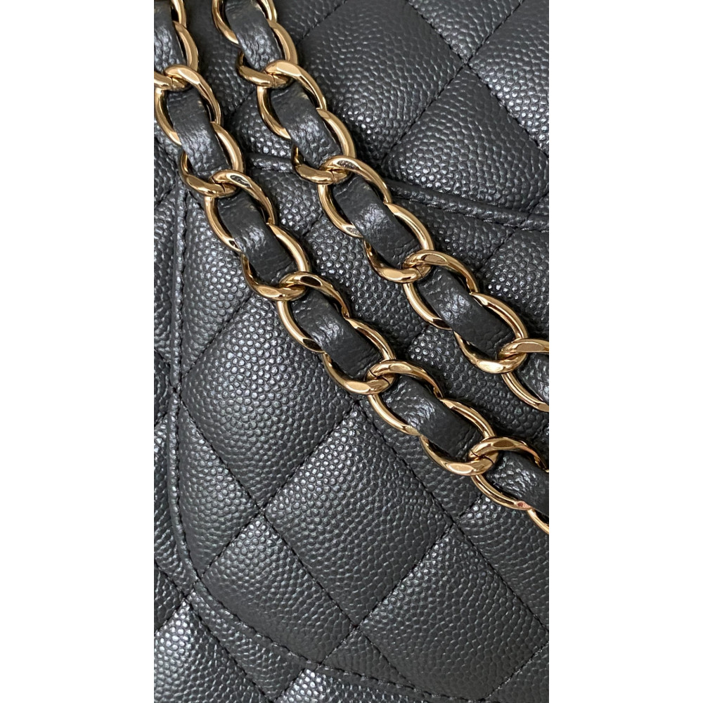 Chanel Classic Flap 25cm medium handbag!