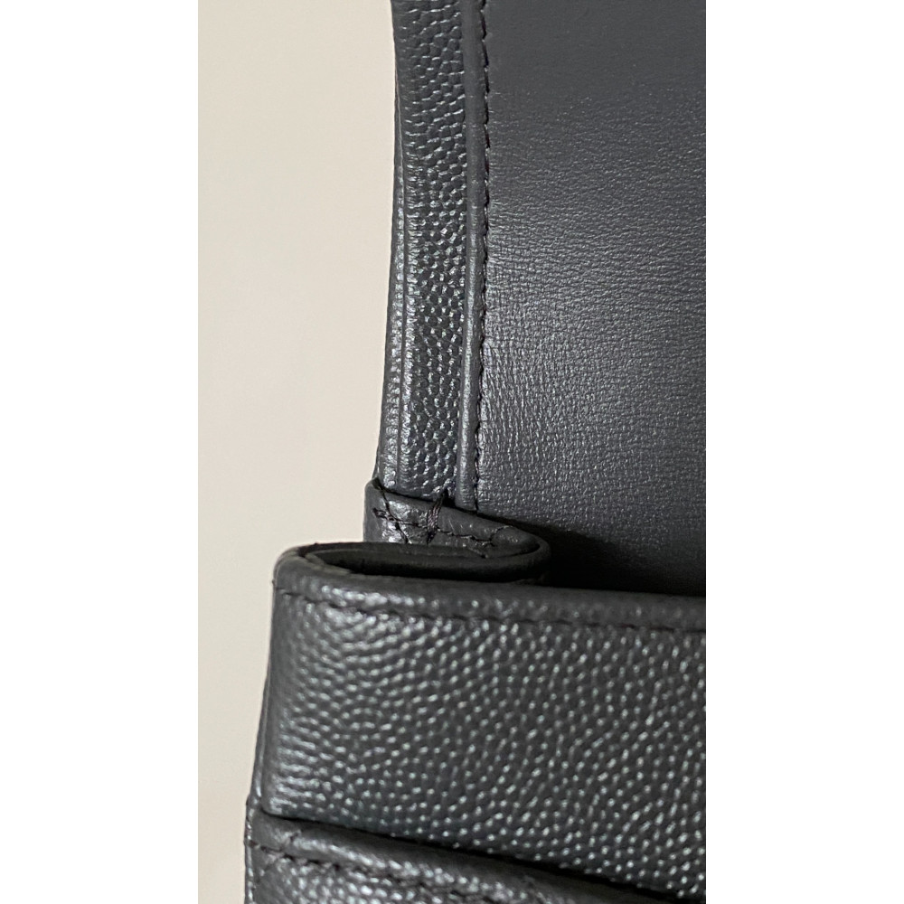 Chanel Classic Flap 25cm medium handbag!