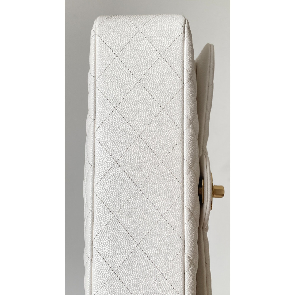 Chanel Classic Flap 25cm medium handbag!