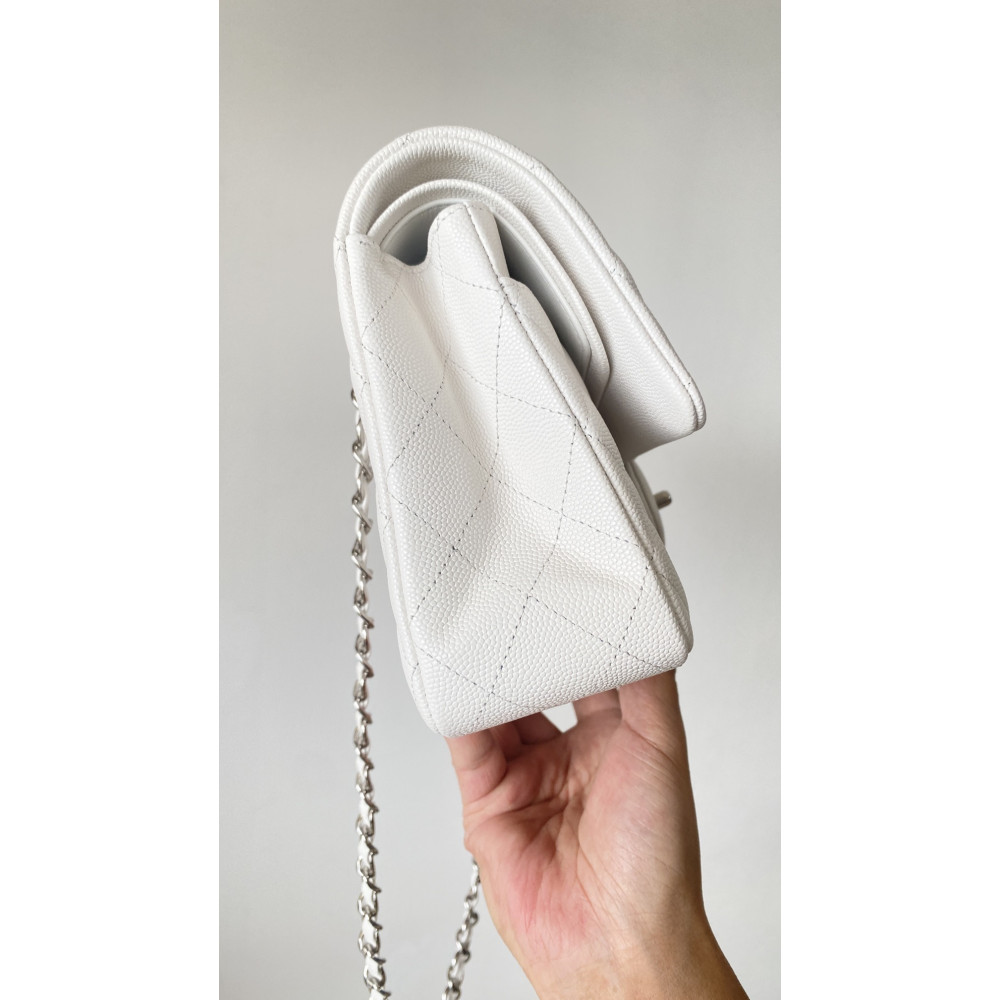 Chanel Classic Flap 25cm medium handbag!