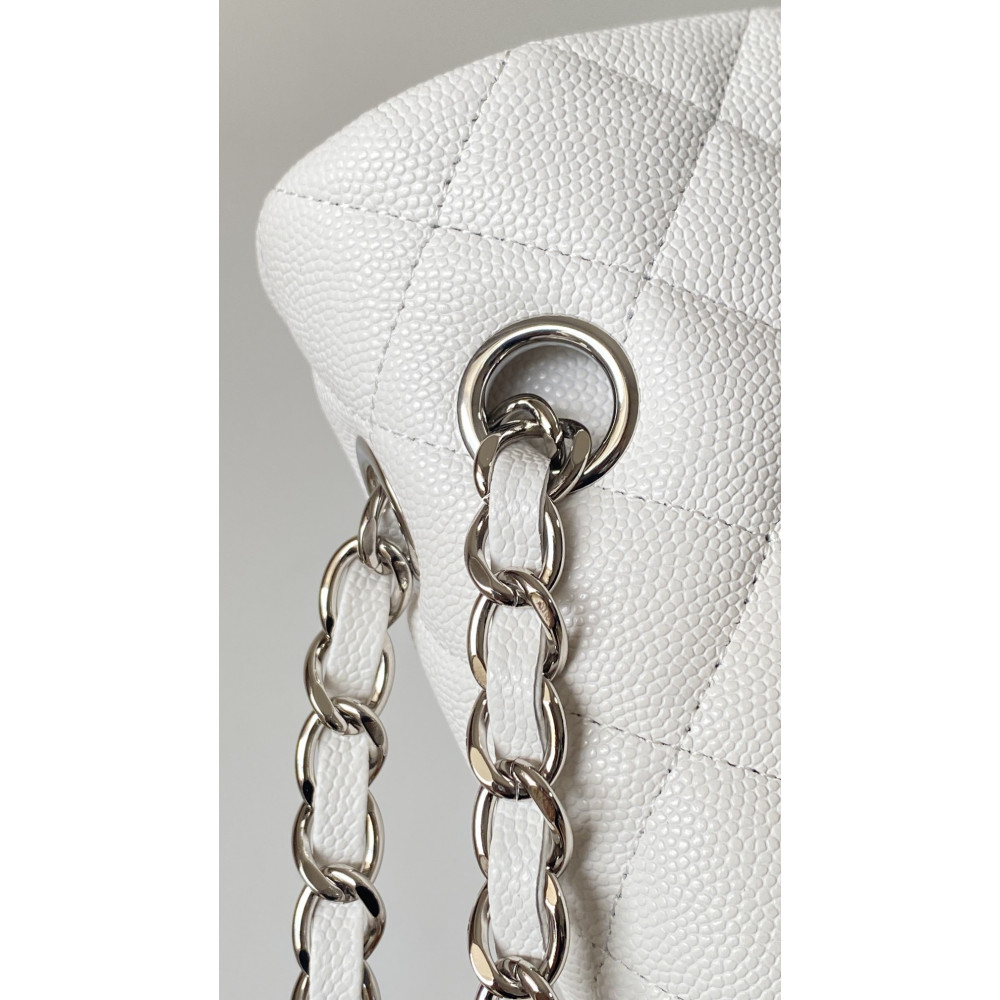 Chanel Classic Flap 25cm medium handbag!