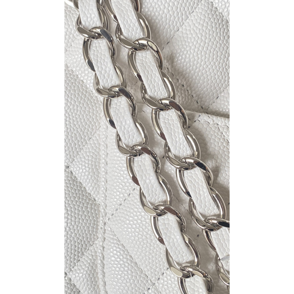 Chanel Classic Flap 25cm medium handbag!