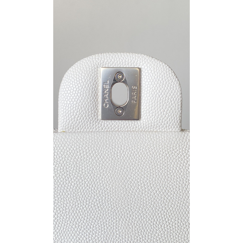 Chanel Classic Flap 25cm medium handbag!