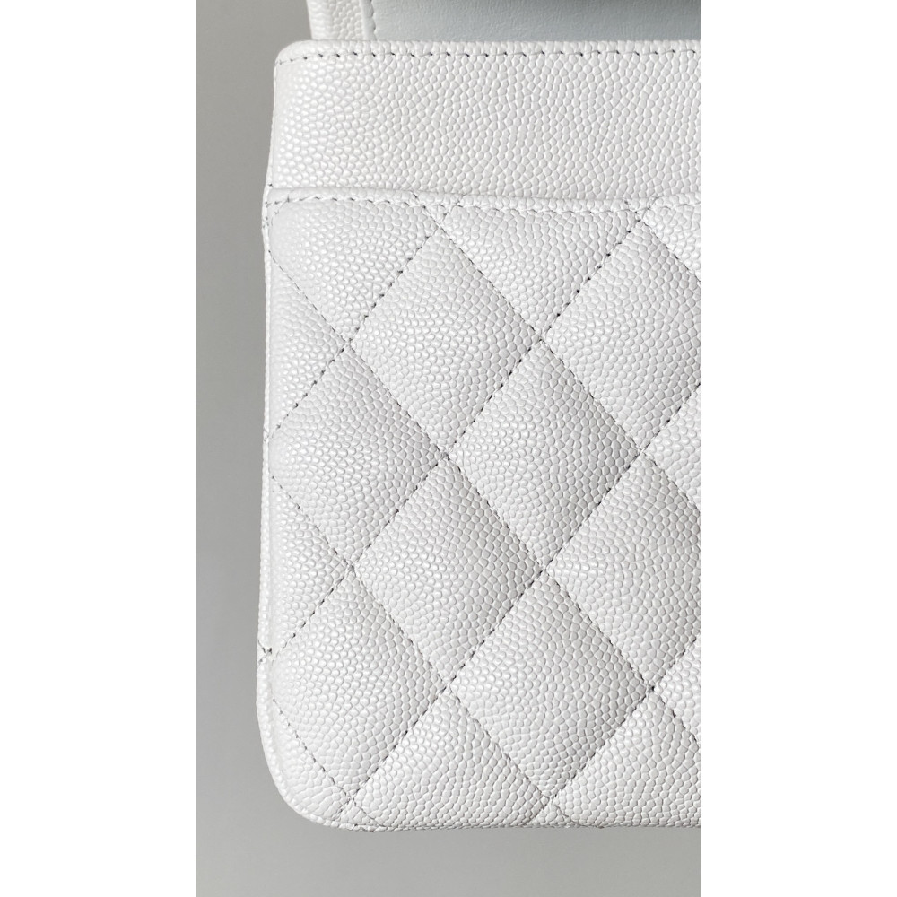 Chanel Classic Flap 25cm medium handbag!