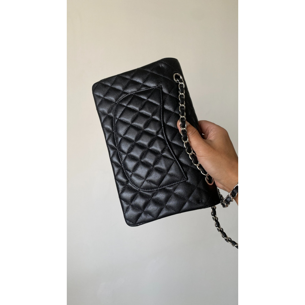 Chanel Classic Flap 25cm medium handbag!