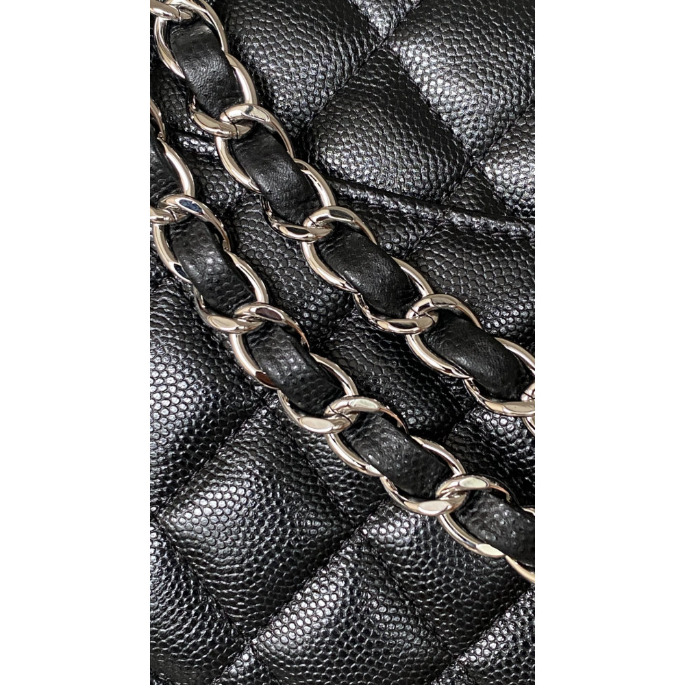 Chanel Classic Flap 25cm medium handbag!