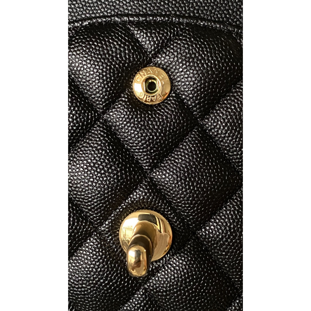 Chanel Classic Flap 25cm medium handbag!