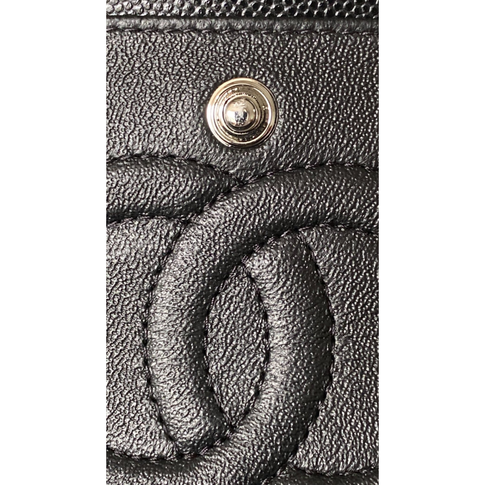 Chanel Classic Flap 25cm medium handbag!