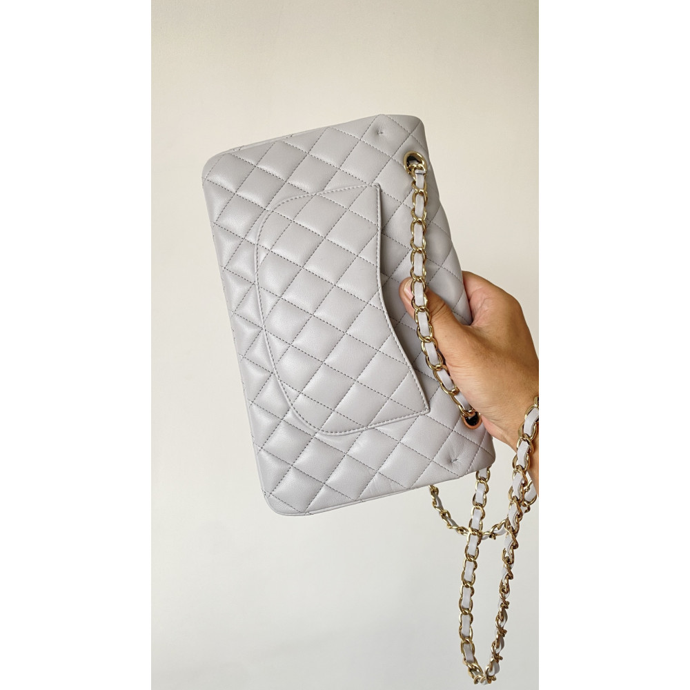 Chanel Classic Flap 25cm medium handbag!