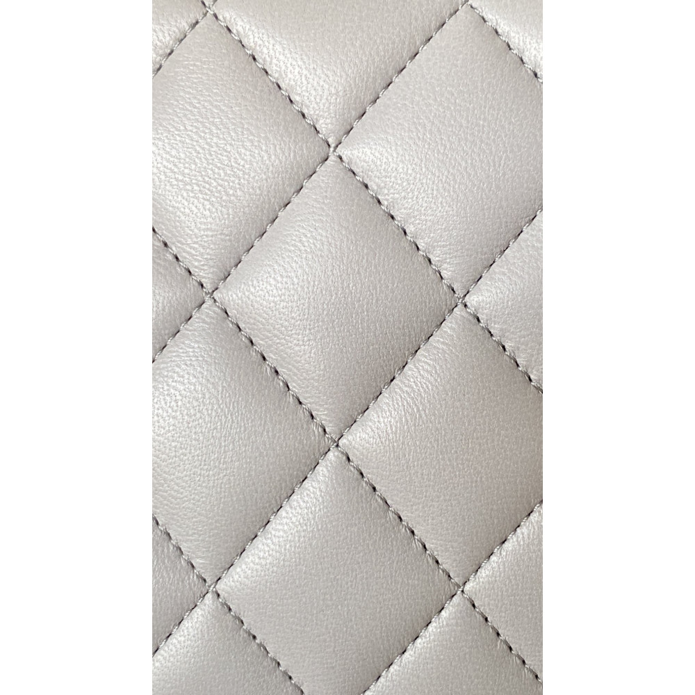 Chanel Classic Flap 25cm medium handbag!