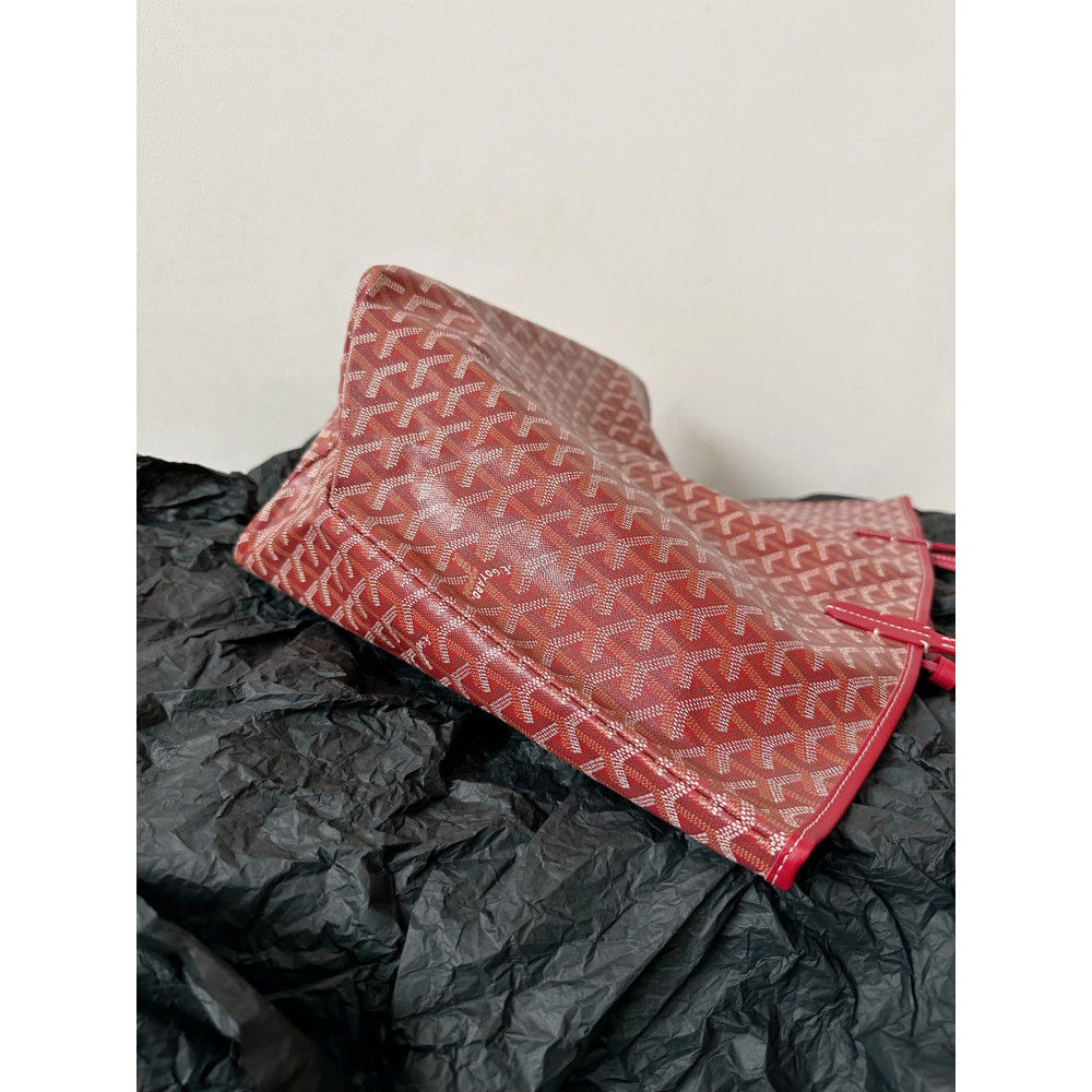 Goyard Dog-Teeth Tote Bag! red