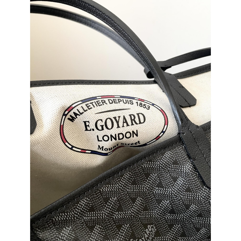 Goyard Dog-Teeth Tote Bag! 