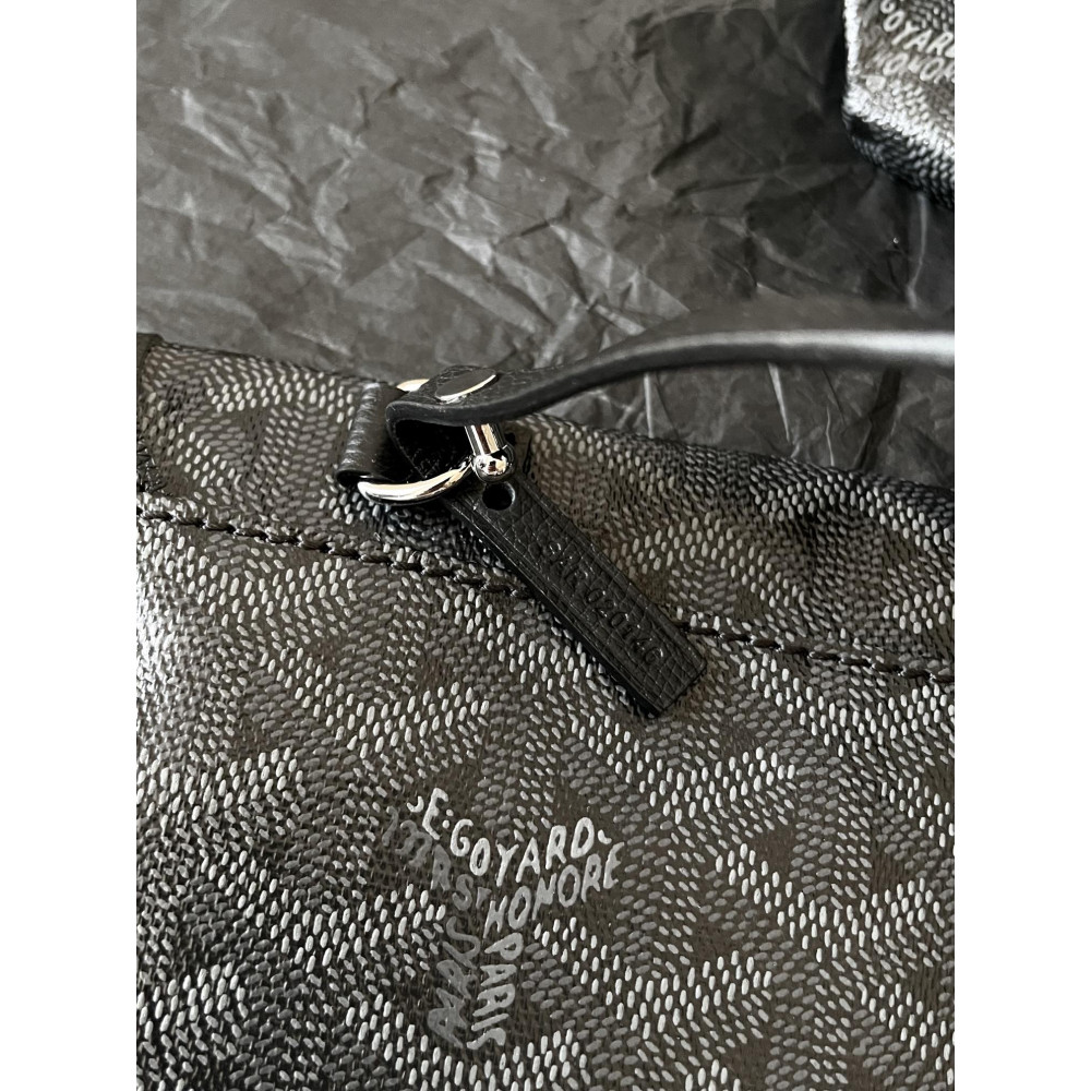 Goyard Dog-Teeth Tote Bag! 