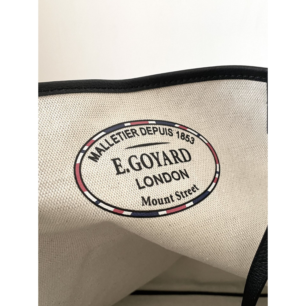 Goyard Dog-Teeth Tote Bag! 