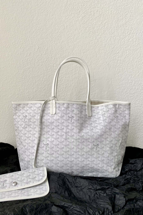 Goyard Dog-Teeth Tote Bag! 