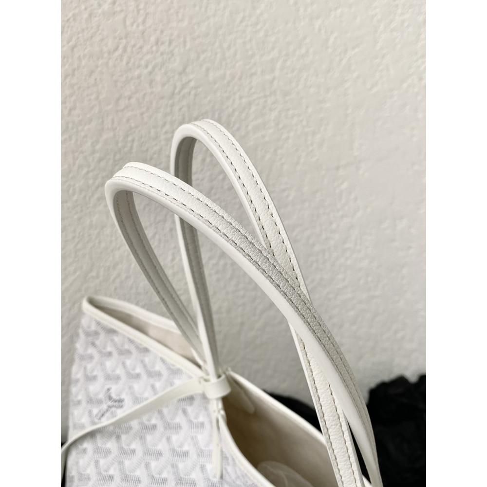 Goyard Dog-Teeth Tote Bag! 