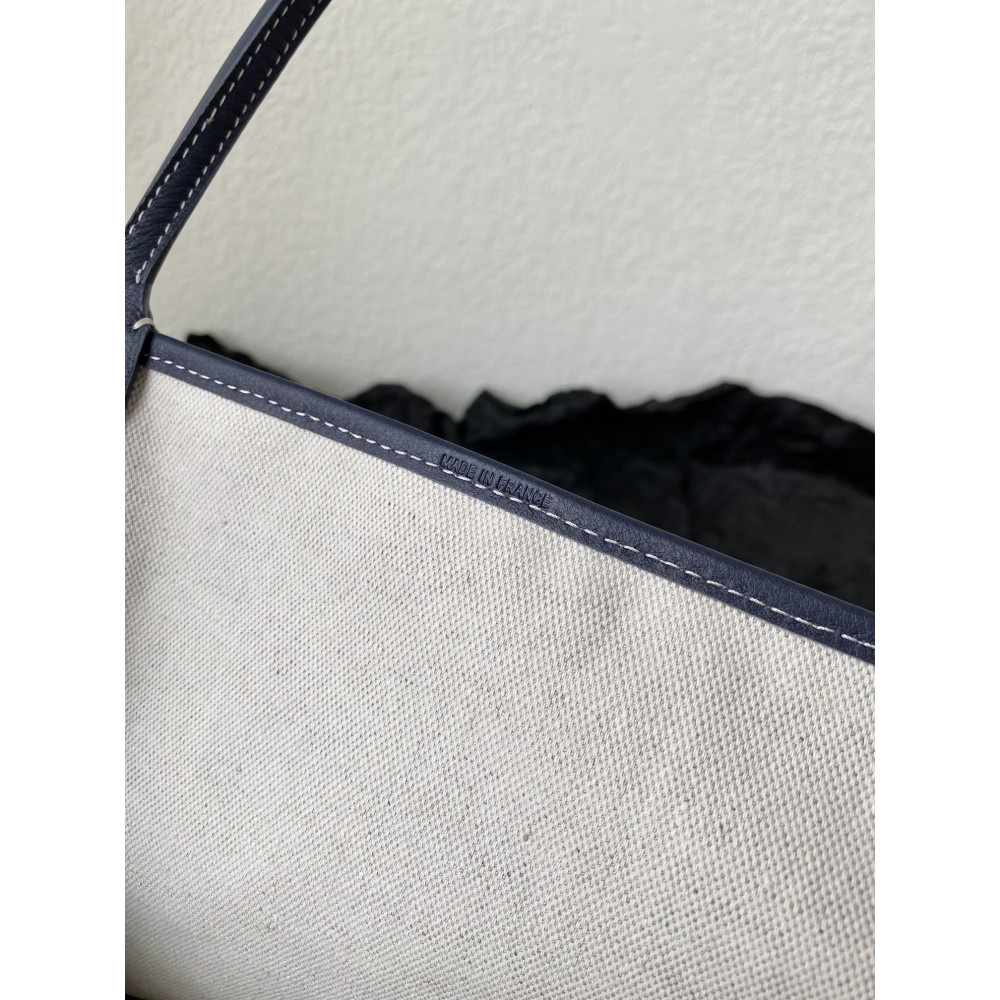 Goyard Dog-Teeth Tote Bag! 