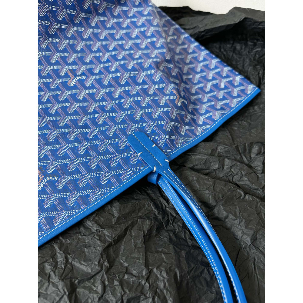 Goyard Dog-Teeth Tote Bag! 