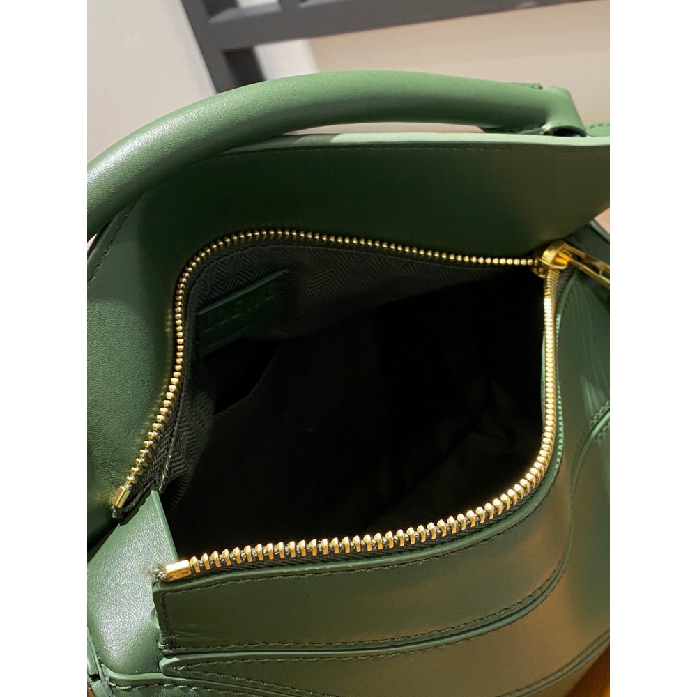 LOEWE Puzzle Wide Strap Bag!