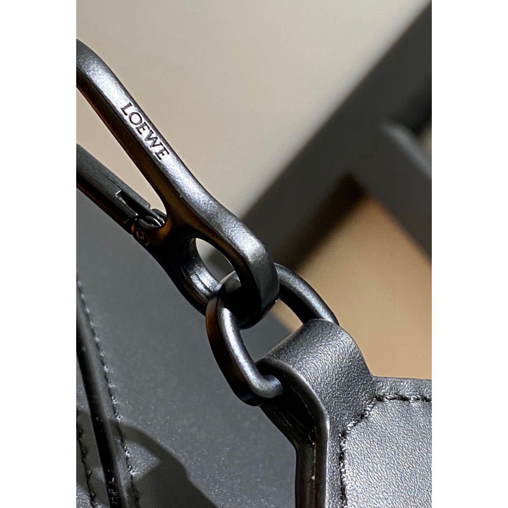 LOEWE Puzzle Wide Strap Bag!