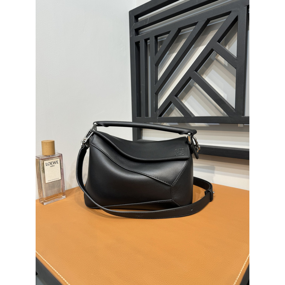 LOEWE New Puzzle Bag – Small black