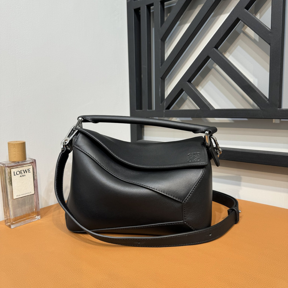 LOEWE New Puzzle Bag – Small black