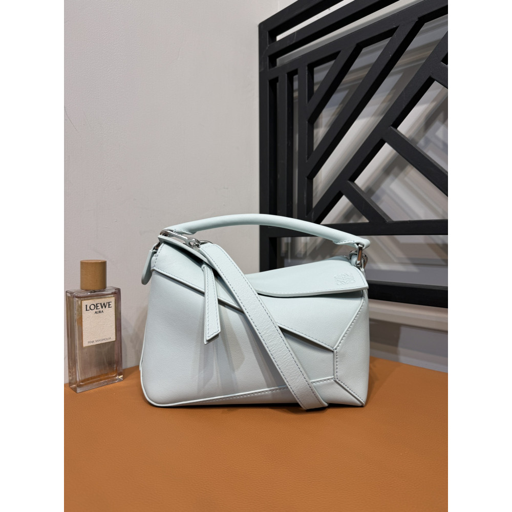 LOEWE New Puzzle Bag – Small Glacier Blue