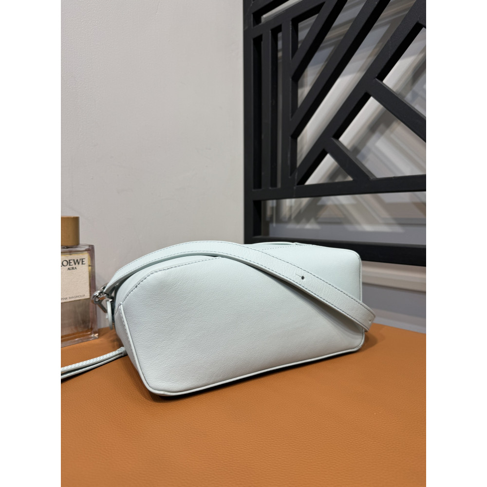 LOEWE New Puzzle Bag – Small Glacier Blue