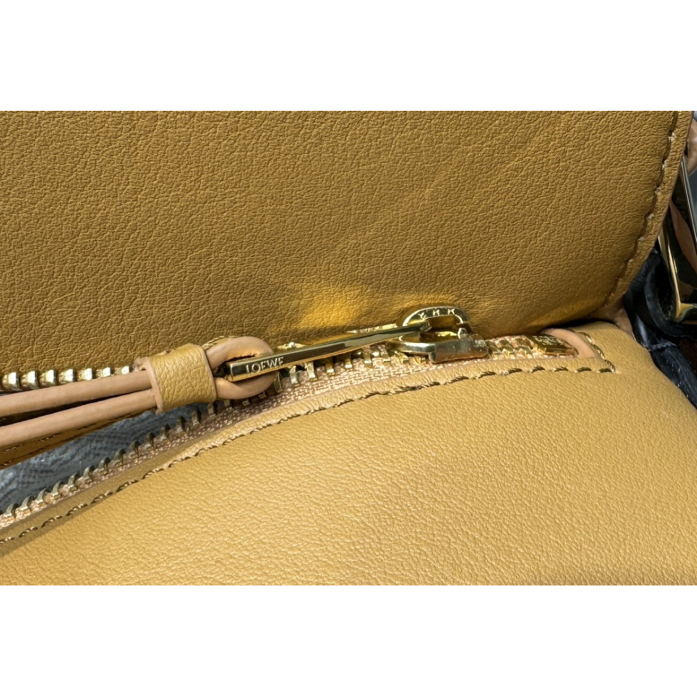 LOEWE New Puzzle Bag – Small 