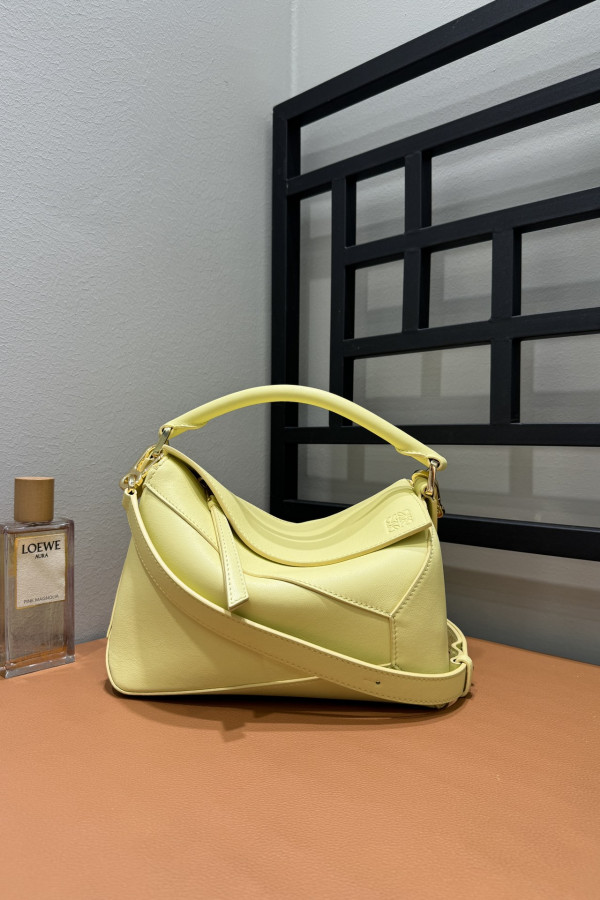 LOEWE New Puzzle Bag – Small Vanilla Yellow