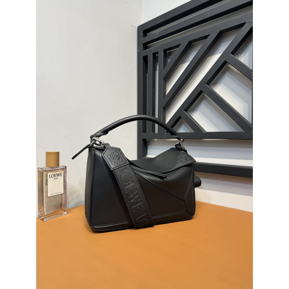 LOEWE Puzzle Bag with Jacquard Letter Strap! 