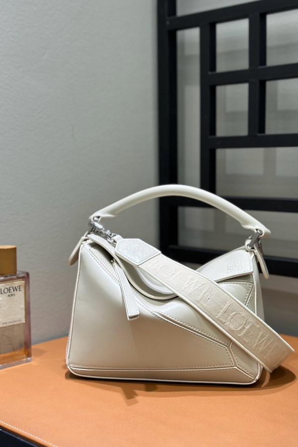 LOEWE Puzzle Bag with Jacquard Letter Strap!